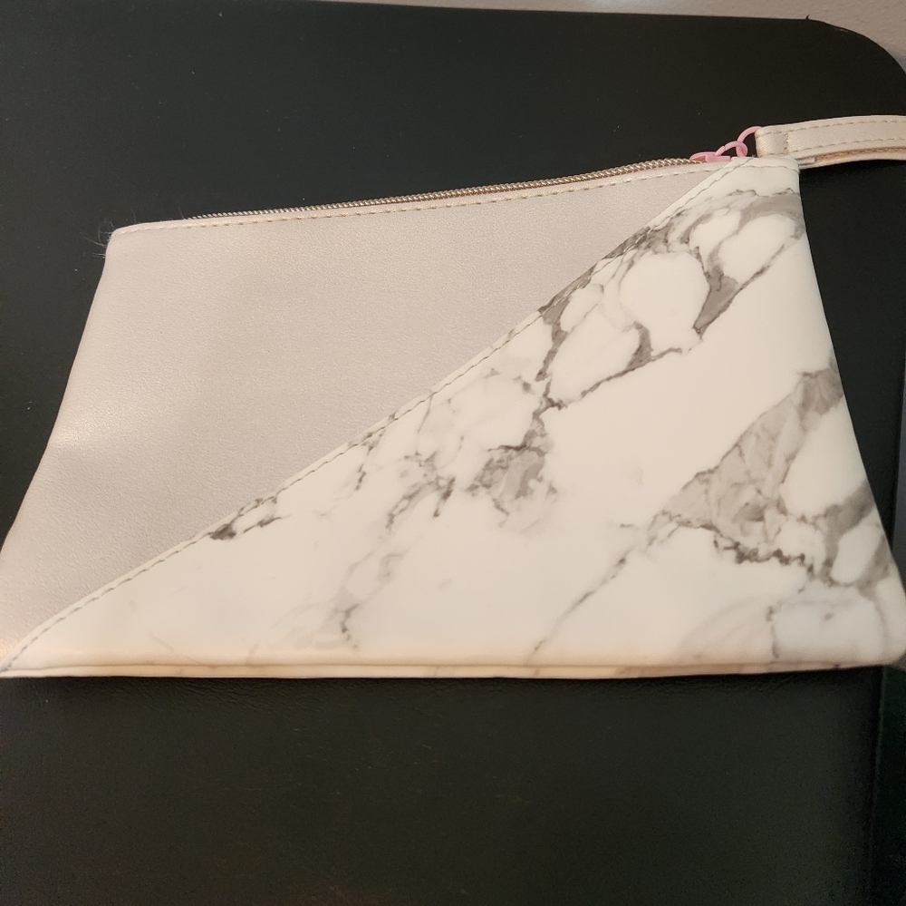 Ipsy Makeup/Cosmetic Bag Marble/Pink